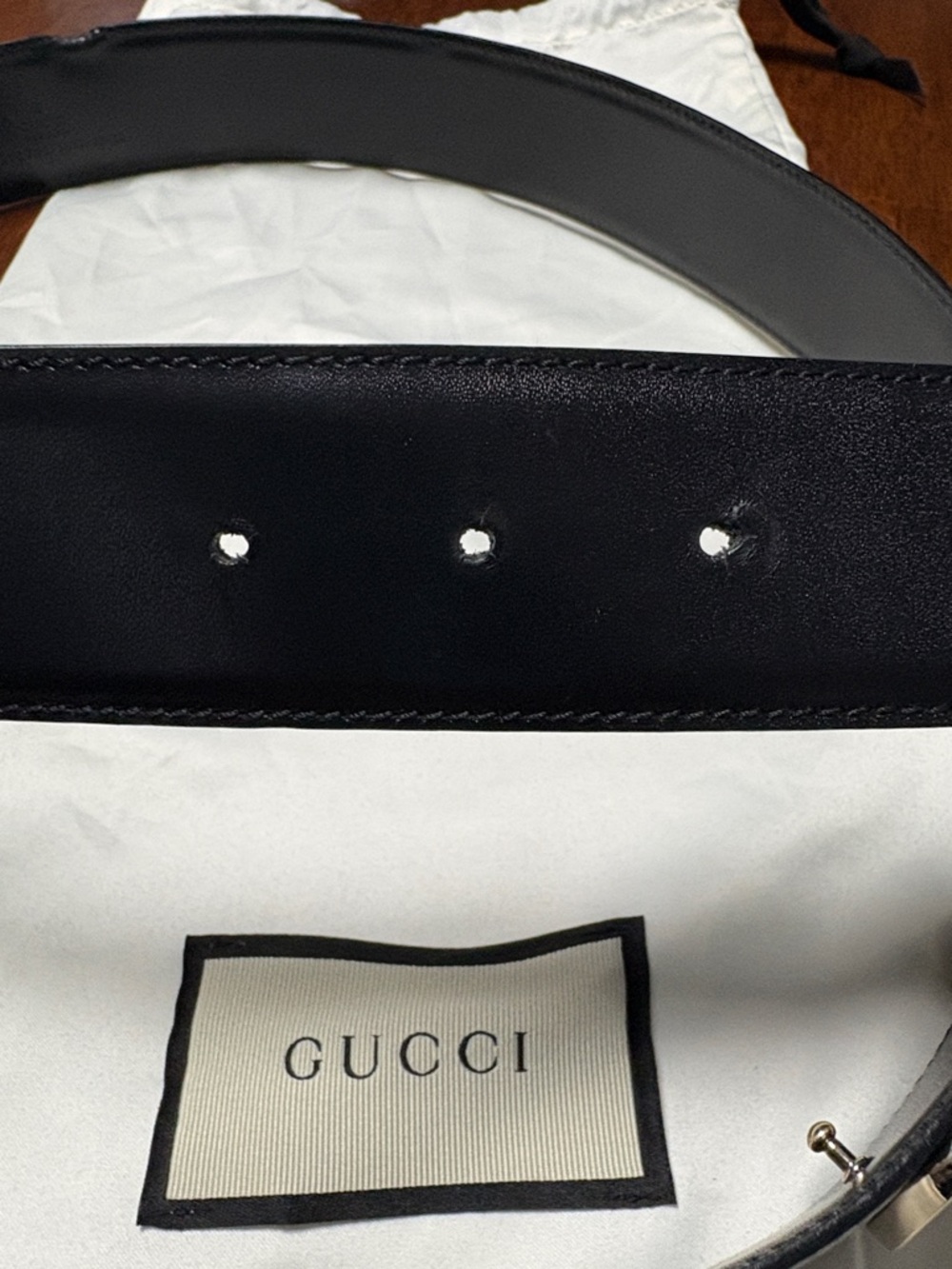 Gucci Black Leather Belt with Gold Double G Logo Buckle - Picture 2 of 4